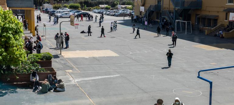 students in the GHS quad